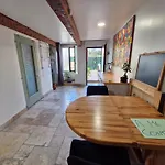 Charmant Studio