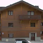 Appartement 3 Pieces Avec Balcon Et Wi-Fi Proche Piste A Courchevel - Fr-1-575-3