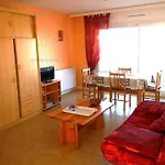 Annonce Professionnelle. Bel Appartement Vue Mer Pour 4 Personnes Avec Parking Prive