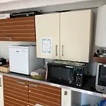 Le Petit Ecrin, Etonnante Cabane A 80 M De La Mer