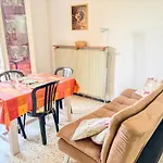 La Caze - Ideal Couple De Curistes - 40 M2