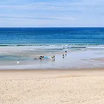 Apartment Les Vagues By Interhome