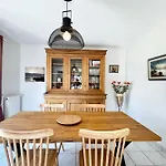 Charmante Maison De Vacances Entre Bourg Et Plages