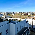 Spacious T3 With Wifi - Terrace And Parking