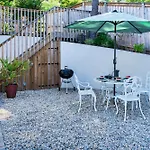 Cottage Petit Piladi