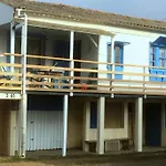 Chalet Bleu Mer - Plage Des Chalets - Gruissan