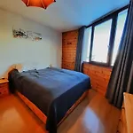 Duplex 4 Pieces Pour 8 Pers. Avec Balcon Au Pied Des Pistes Et Proche Commerces - Les Menuires - Fr-1-452-21