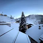 Ours Polaire Bel Appartement Village Et Pistes