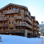 Magnifique Duplex 3 Chambres A Courchevel Avec Balcon, Parking, Et Wifi - Fr-1-575-107