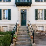 Superbe Maison Familiale Avec Jardin Au Coeur De Biarritz