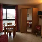 Studio Sur Pistes Direct Face Rassemblement Ecoles De Skis Classe 3 Etoiles 4 Couchages Cosy