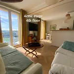 Etablissement 3 Etoiles Avec Ascenseur, 3 Appartements Lumineux Vue Port Avec Balcon, 200M De La Mer, Wifi Fibre, Tous Service Inclus