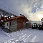 Amazing Chalet With Hot Tub Sauna And Panoramic View