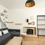 Joli Appartement Tout Juste Renove Vue Sur L'Eglise