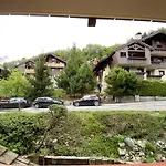 Appartement 2 Pieces 4 Personnes A Meribel Village, Pieds Des Pistes, Piscine Chauffee - Fr-1-411-946