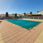 Gorgeous Home In Vaux-Sur-Mer With Kitchen