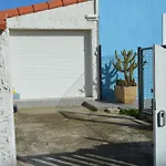 House Close To The Beach For 23 People