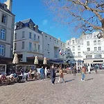 Porte Saint Vincent Et La Mer