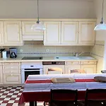 Maison Bretonne Face A La Mer Avec Wifi Et Parking A Tregastel - Fr-1-368-442