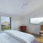 A 350M De La Plage, Maison Pour 7 Avec Piscine