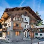 Appartement Confortable A Megeve, Centre-Ville, Balcon, Wi-Fi, Parking - Fr-1-453-322