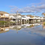 Pavillon 40M2, 2 Chambres, 1 Salon Cuisine, 1Sdb