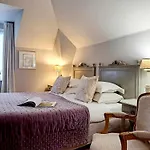 Hotel Traiteur Les Ormes, The Originals Relais