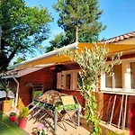 Chalet Sur Base De Loisirs