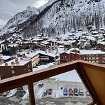 Studio Pour 4 Personnes A Val-D'Isere, Balcon Expose Sud - Fr-1-411-882