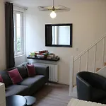 Petite Maison Place Du Marche