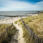 Plage A 200M, Maison Mitoyenne De Plain-Pied, 4 Pers