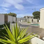 Villa Avec Jardin Et Piscine