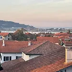 Hostel Demain C'Est Loin