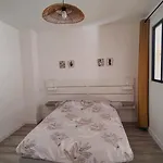 Le Corsaire Appartement Centre Ville 500 Metres Des Plages