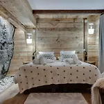 Chalet De Prestige Avec Piscine, Hammam Et Navette Privee A Val D'Isere - Fr-1-567-103