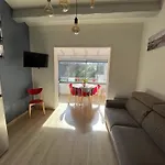 Le Chant Des Cigales Studio Duplex Climatise Pres Des Plages