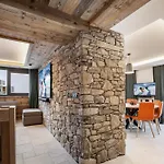 Chalet Hotel Quartz