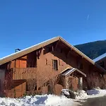 Duplex Lumineux 2 Chambres 7 Personnes A Meribel Les Allues - Chalet Les Jardins Sauvages
