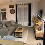 Maison De Pecheur Avec Exterieur