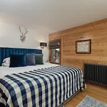 Chalet Vogue