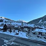 Crystal 25 - Duplex Centre Village