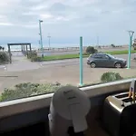 Le Front De Mer