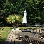 Villa Taru La Palmyre
