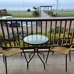 Le Front De Mer