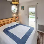 Lovely Home In Audierne With Outdoor Swimming Pool