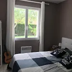 Surf House Messanges