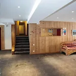 Studio In Chalet At 250 M From Ski Lift