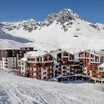 Studio In Modern Chalet Near From Ski Lift