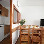 Studio In Modern Chalet Near From Ski Lift