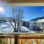 Reflets De Megeve